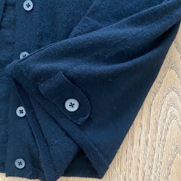 Yoga Azrouël Black Button-Down Cashmere Cardigan Sweater (with shoulder cutouts) - Picture 6 of 8